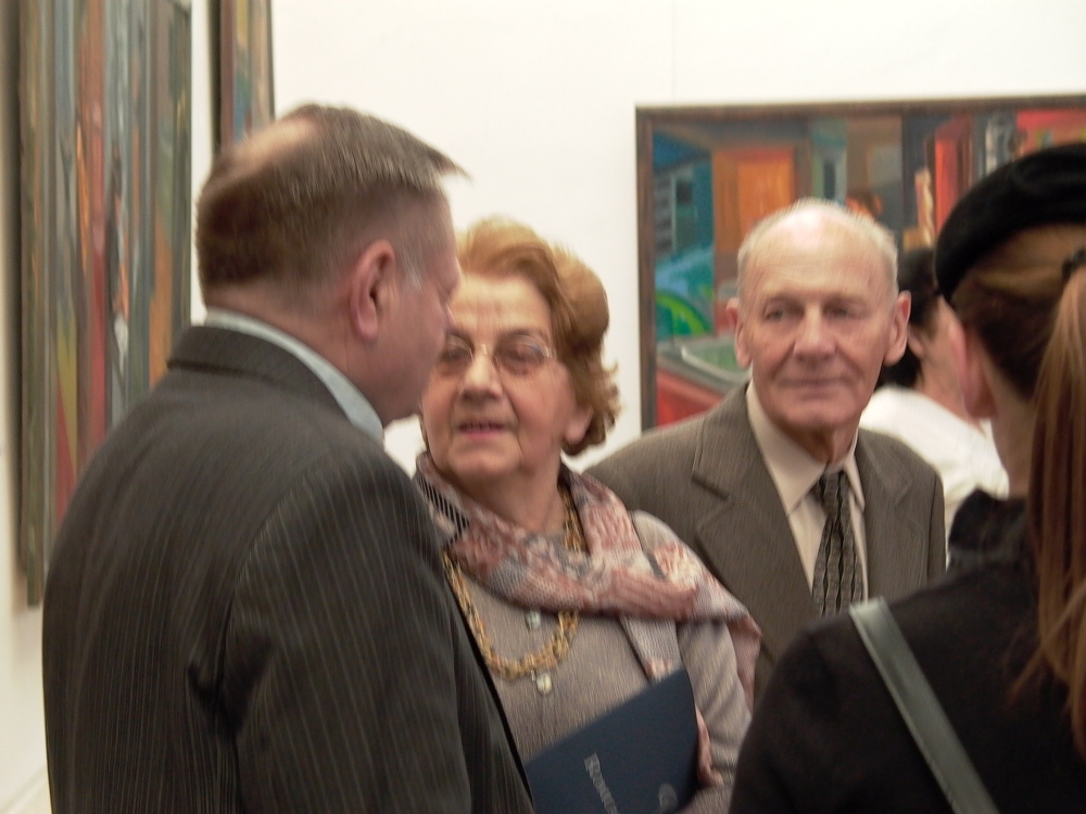 Wernisaż w dniu 14.04. 2004, m.in. Rodzice autora S i J. Oramusowie